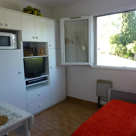 Studio A Apartment *